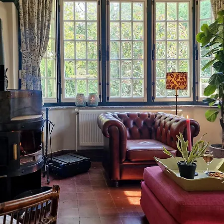 Holiday home Historic Romantic Pavilion Retreat For 4 Ronzon